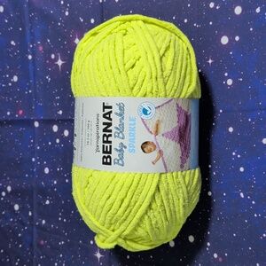1 Brand New Skein Bernat Baby Blanket SPARKLE Yarn LIMEADE SPARKLE Smoke Free